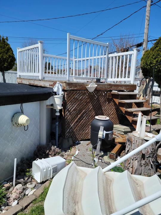 Ajout de clôture et escaliers pour piscine